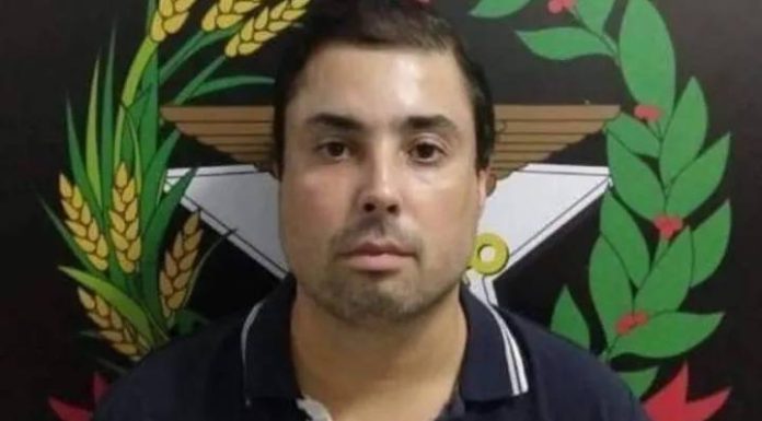 Médico de SC condenado por violência sexual segue foragido