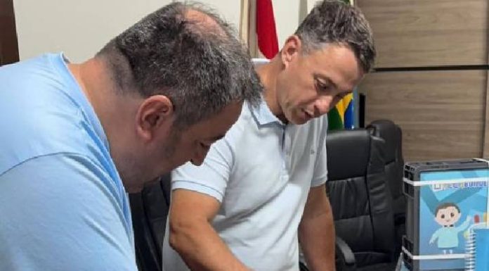 Escolas de Barra Velha terão aulas de robótica