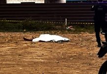 Homem é morto com faca cravada no ombro às vésperas do Natal em Itapema