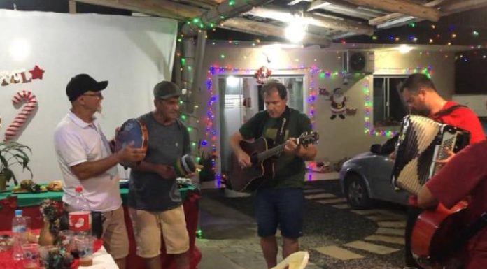 Terno de Reis mantém viva tradição cultural há mais de duas décadas em Piçarras