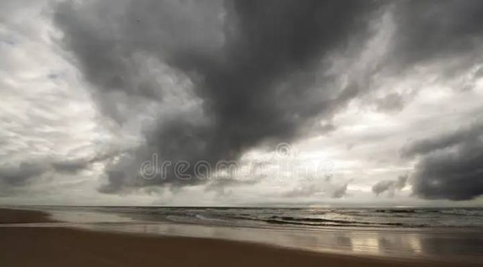 Defesa Civil emite novo alerta para temporais neste domingo