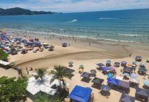 CONASA é notificada por fazer “corpo mole” na fiscalização do esgoto que é jogado para a praia
