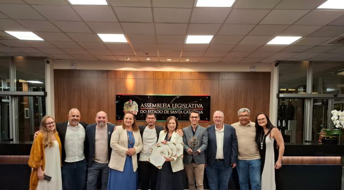 Águas de Penha é premiada com Troféu Responsabilidade Social da ALESC