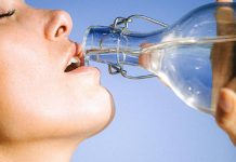 Beber água tratada no verão traz segurança e saúde