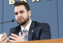 Ex-assessor de Bolsonaro, Filipe Martins é preso em Ponta Grossa