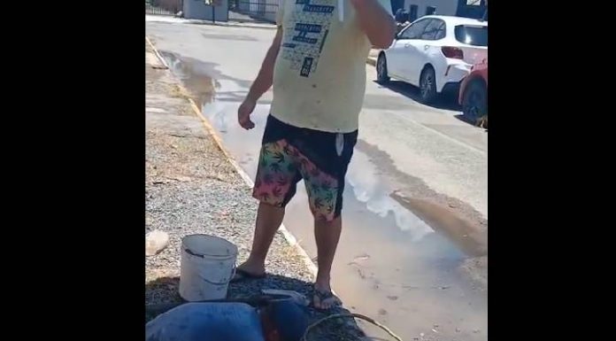 Morador de Piçarras tem rede entupida e família passa a usar banheiro de vizinhos