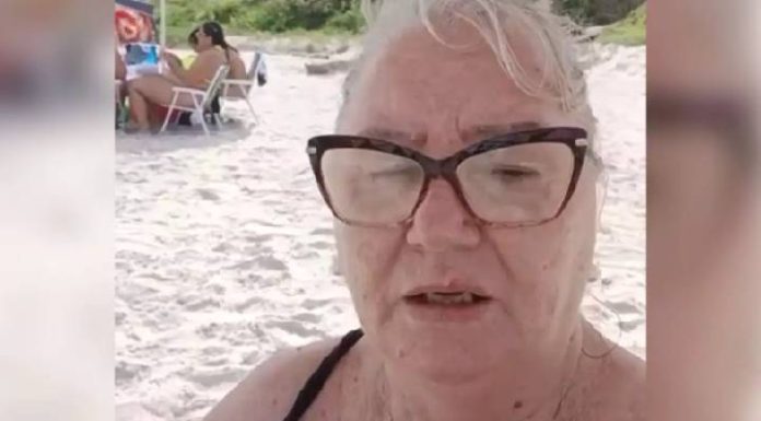 “Me deixou com fome”: idosa marca encontro e novinho não aparece em praia de SC