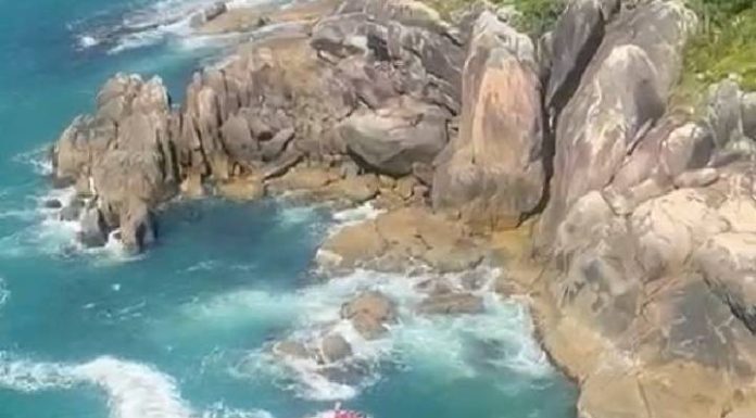 Homem desaparece após acidente com jet ski em Porto Belo