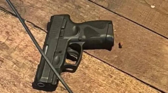 Homem é morto em SC ao apontar arma para policiais