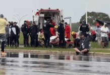 Raio atinge manifestantes em Brasília e deixa mais de 30 pessoas feridas; 6 delas em estado grave