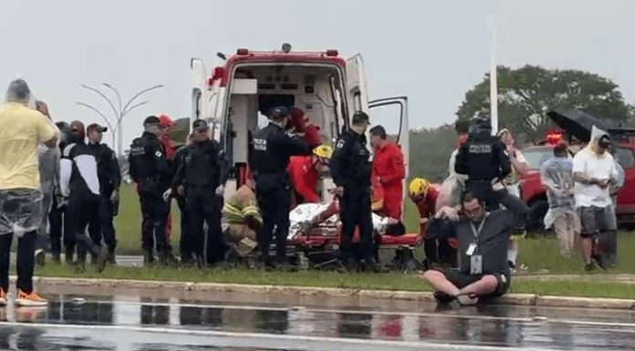 Raio atinge manifestantes em Brasília e deixa mais de 30 pessoas feridas; 6 delas em estado grave