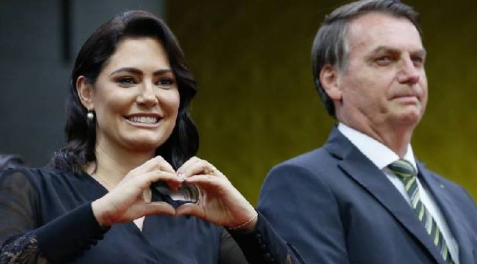 Michelle apaga post e recua em críticas à condenação de Bolsonaro e à Papudinha