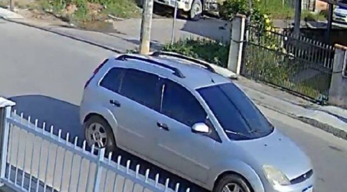 VIDEO Furto em residência e falta de segurança assustam moradora de Itajuba, em Barra Velha
