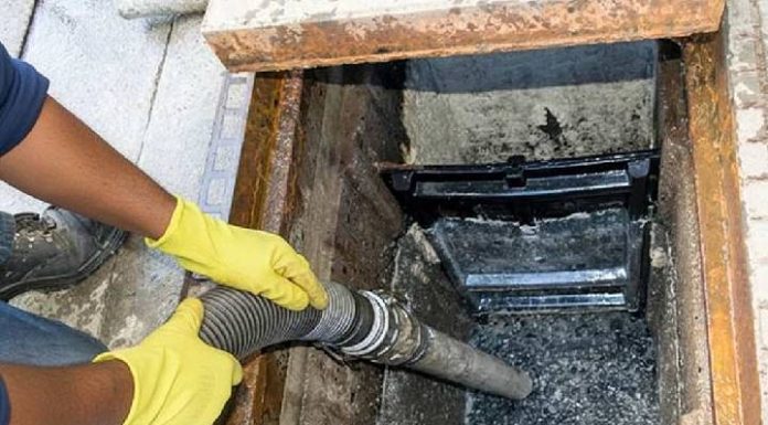 Águas de Penha reforça cuidados com a caixa de gordura para evitar extravasamentos no verão