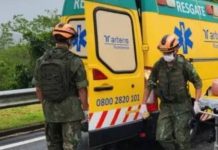Motociclista bate contra Jeep e é levada em estado grave ao hospital Marieta
