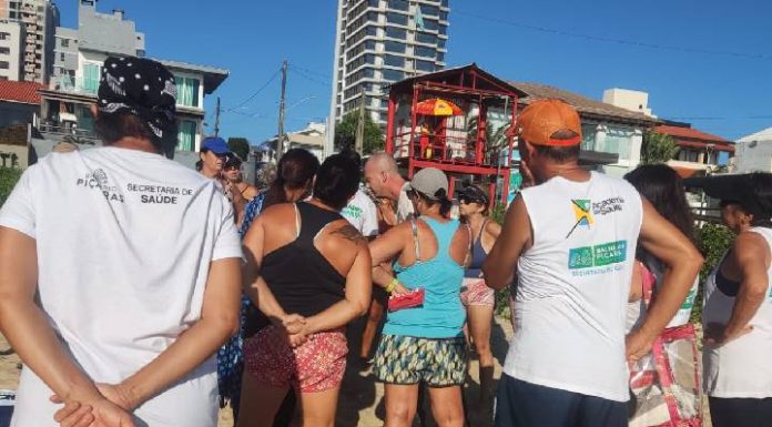 VIDEO Moradora denuncia abordagem de guarda-vidas durante ginástica na praia de Piçarras