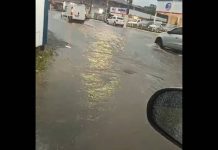VIDEO Chuva torrencial escancara drama de moradores no Centro de Penha