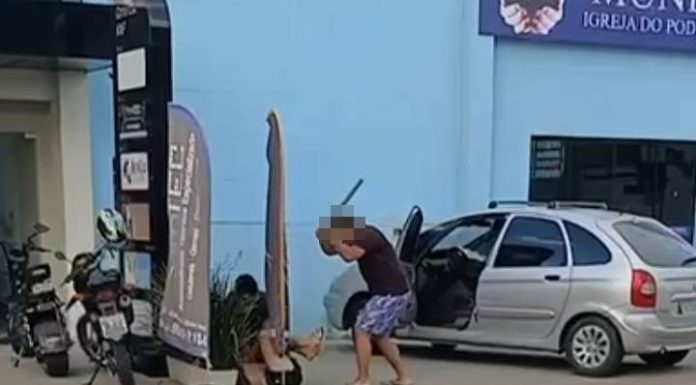 VIDEO Rapaz que levou uma surra com “sarrafo” em Piçarras teria ameaçado pai dos agressores