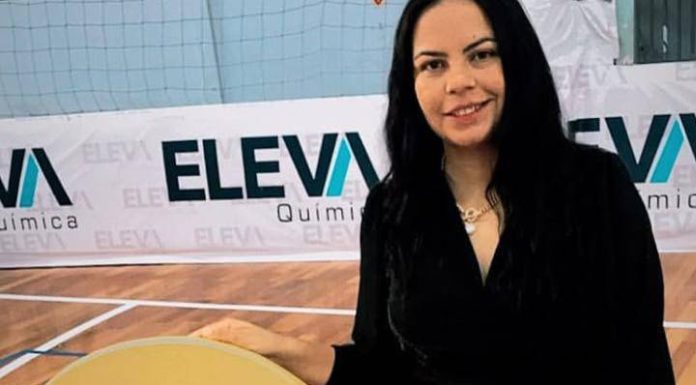 Ex-secretária de Penha pede exoneração e dispara: “Não fico se eu não puder trabalhar em Balneário Piçarras”