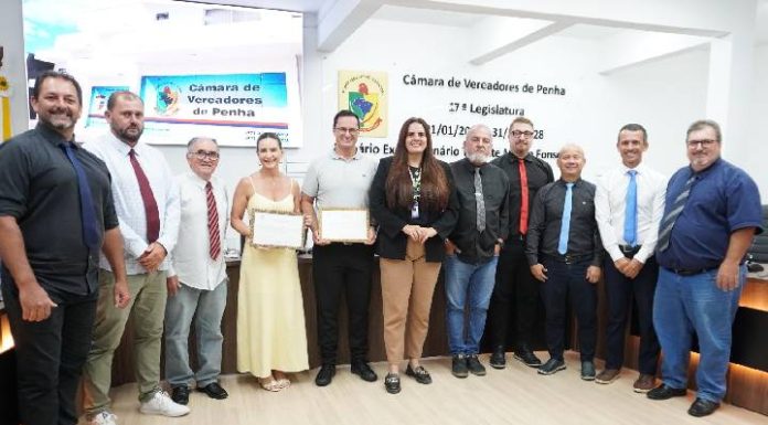 Casal de empreendedores de Penha, Márcio Piccoli e Luana Girardini recebe Moção de Aplausos