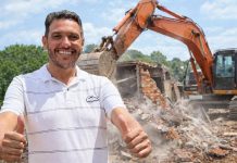 NA SURDINA Prefeito Tiago Baltt decreta demolição relâmpago de construções em áreas públicas
