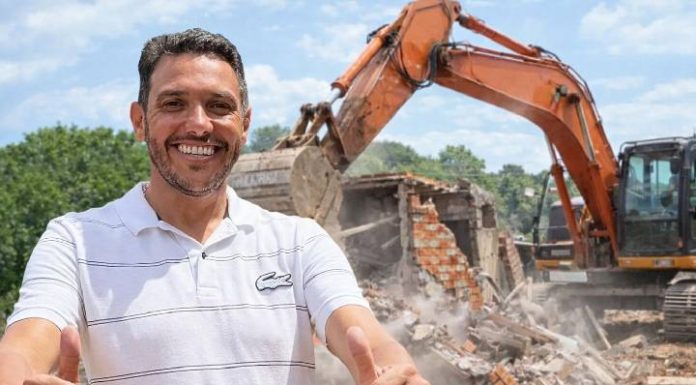 NA SURDINA Prefeito Tiago Baltt decreta demolição relâmpago de construções em áreas públicas