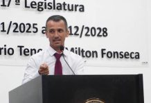 VEREADOR SERGINHO ENALTECE CONQUISTA DO PROJETO QUE GARANTE VALE DE R$ 300, PISO NACIONAL E REAJUSTE AOS SERVIDORES DE PENHA