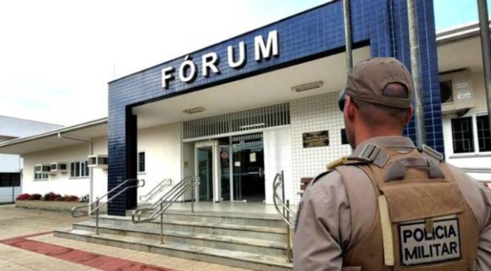 PIÇARRAS Acusados de tentativa de homicídio contra policiais são absolvidos, mas condenados por outros crimes