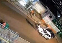 VIDEO Homem é arremessado e rodopia no ar durante acidente de moto em SC