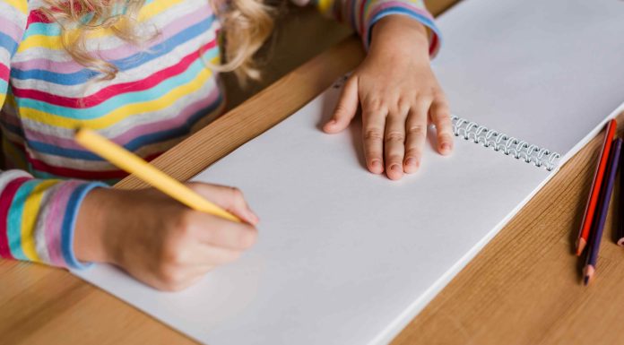 Acesso ao saneamento básico contribui para a permanência de estudantes na escola
