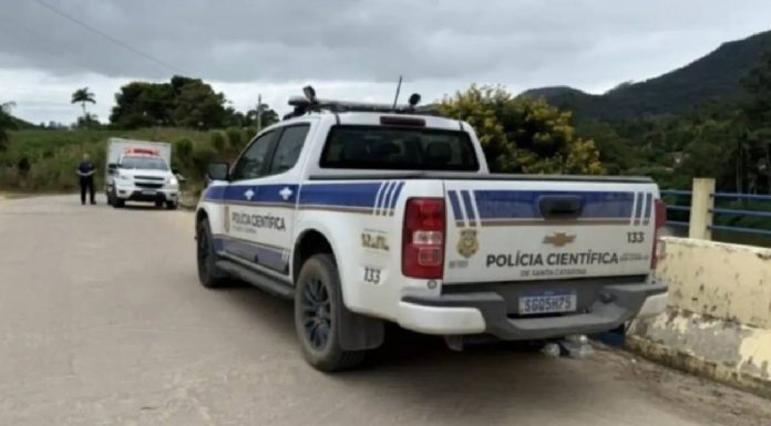 Corpo é encontrado às margens do Rio Itajaí-Açu