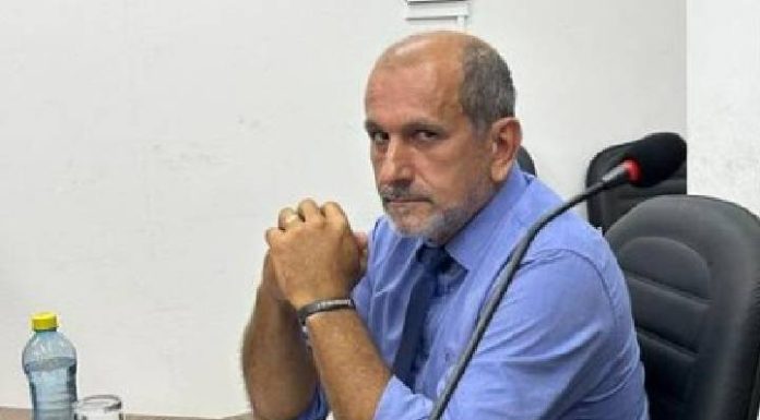MDB de Penha cobra disciplina e manda recado direto para vereador: “quem não estiver alinhado, pode sair”