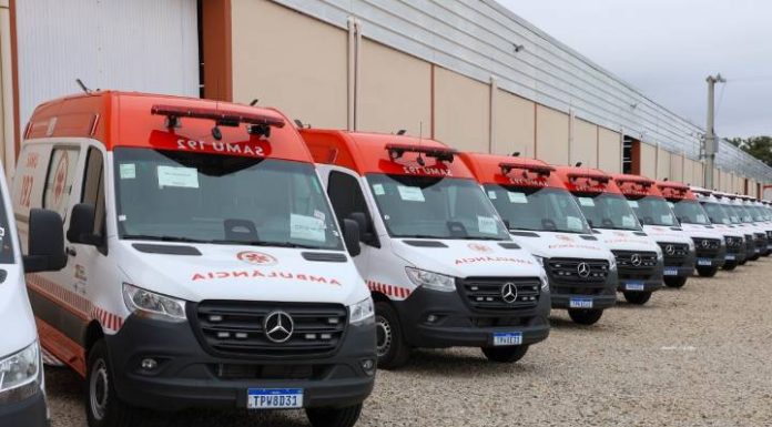 Penha recebe ambulância para implantação do SAMU