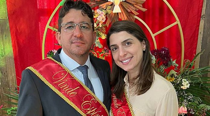 FÉ QUE MOVE MULTIDÕES! Comitiva do Divino começa peregrinação e deve visitar 1.500 famílias na região