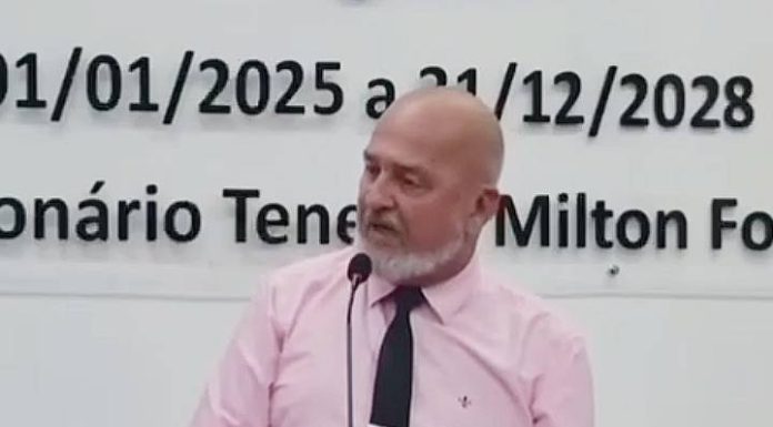 CENTRO “MORTO” EM PENHA: VEREADOR FERRÃO COBRA REVITALIZAÇÃO URGENTE E MAIS VALORIZAÇÃO À CULTURA LOCAL
