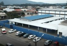 Depois de anos interditado, ginásio de escola em Penha será finalmente reformado