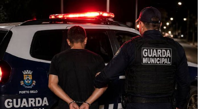 TERROR EM ENCONTRO: Mulher denuncia agressão e cárcere privado após conhecer homem em app em SC