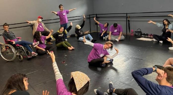 Projeto leva aulas de dança gratuitas a usuários do CRAS em Balneário Piçarras