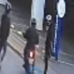 Idoso tem arma apontada na cabeça e perde moto em assalto violento em Itapema