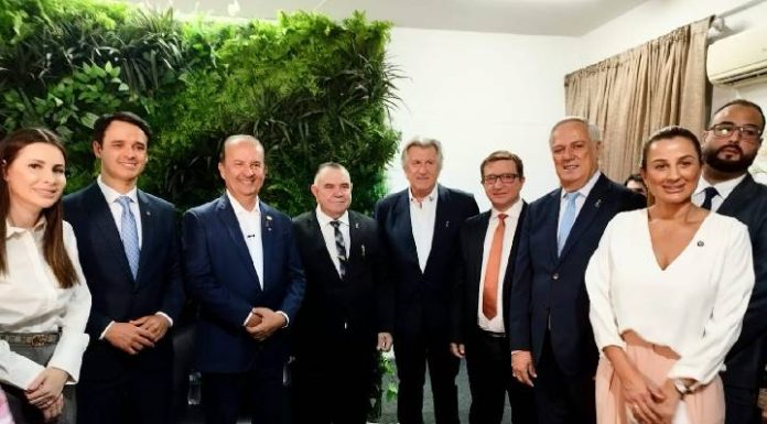 Abertura da 41ª edição do Congresso dos Gideões reúne multidão e reafirma força missionária em Camboriú