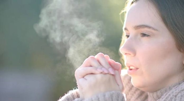 Frio intenso derruba temperaturas em SC e mantém risco de geada