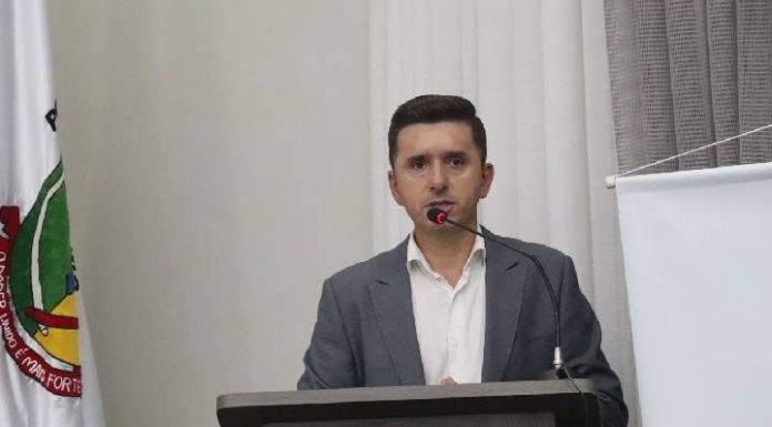 Presidente da Avevi propõe modelo de lei que restringe nomeação de condenados no serviço público