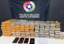 Perseguição termina com quatro presos e mais de 74 quilos de maconha apreendidos em Barra Velha