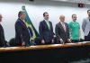 Deputado Carlos Chiodini homenageia vítimas da Chapecoense em sessão solene na Câmara dos Deputados