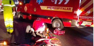ACIDENTE NA BR-101 DEIXA DOIS MOTOCICLISTAS FERIDOS EM PENHA