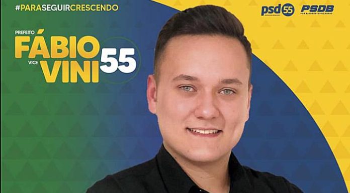 VEM CÁ TE CONHEÇO? Vereador de Piçarras, Matheuzinho explica sumiço de fotos com prefeito preso: “Eu nem sabia”