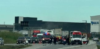 Motociclista morre após colisão com caminhão na BR-470, em Navegantes