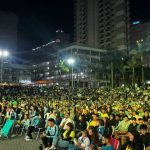 Prefeito Xepa acerta e torcida lota Praça da Paz em Itapema para ver o Brasil na Copa do Mundo