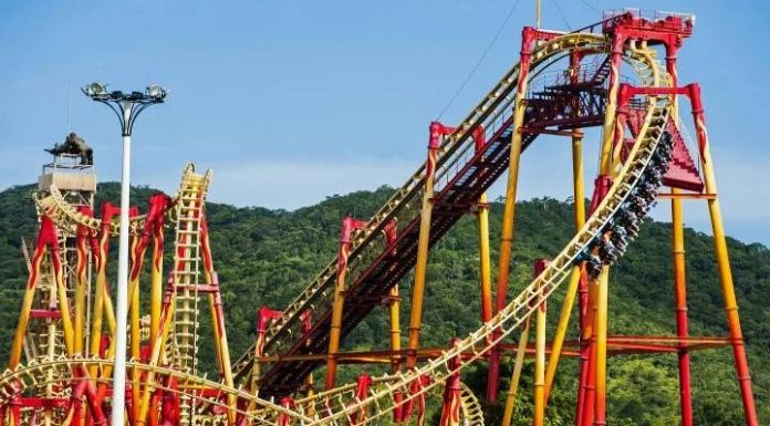 Montanha-russa do Beto Carrero World recebe reforma de R$ 24 milhões