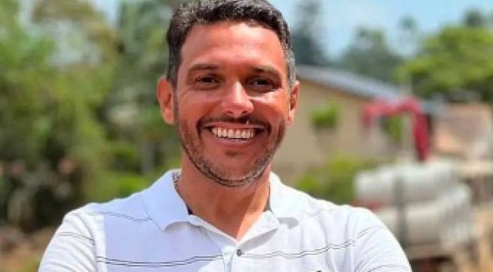LIVRE, LEVE E SOLTO! Prefeito afastado de Piçarras, Tiago Baltt, recebe “regalo do STJ” e ganha as ruas após 42 dias de xilindró